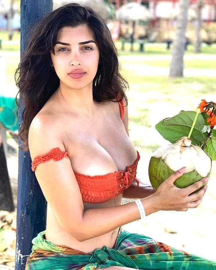https://kalyugkilaila.com/storage/adImages/2025-06-14-684d2dbd20901.jpg}}